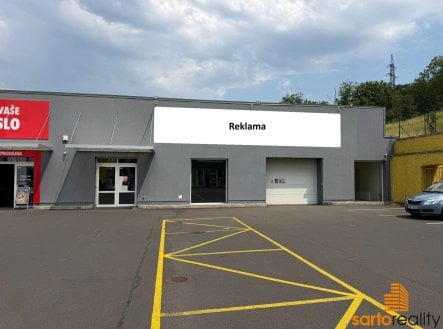 Pronájem obchodní prostory, 420 m²