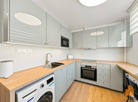 Prodej bytu, 1+1, 42 m²