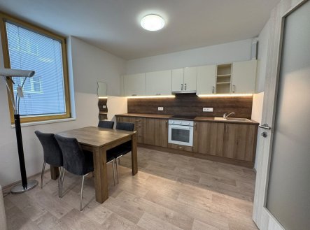 Pronájem bytu, 1+kk, 30 m²