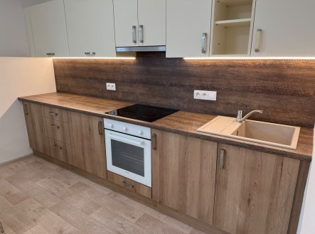 Pronájem bytu, 1+kk, 30 m²