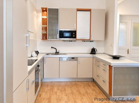Pronájem bytu, 2+1, 75 m²