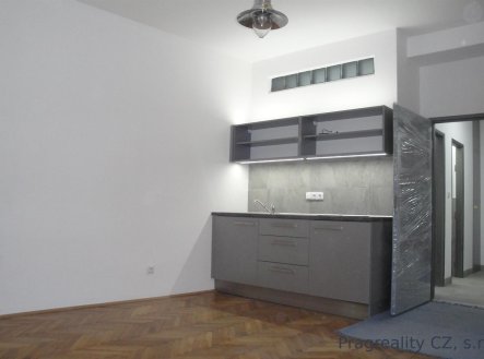 Pronájem bytu, 1+kk, 30 m²