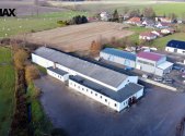 Pronájem skladu, 500 m²