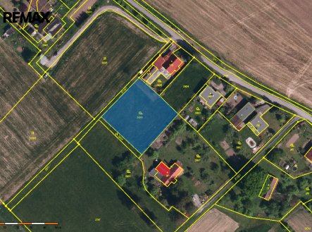 Prodej pozemku pro bydlení, 1 676 m²