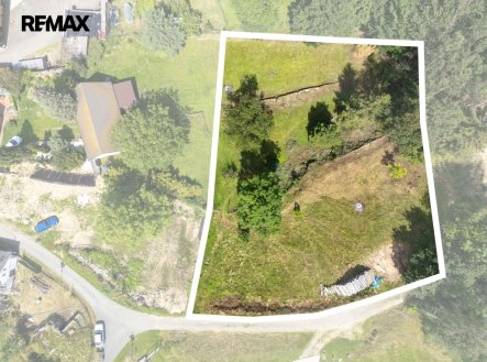Prodej pozemku pro bydlení, 2 124 m²