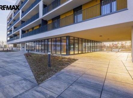 Pronájem obchodní prostory, 199 m²