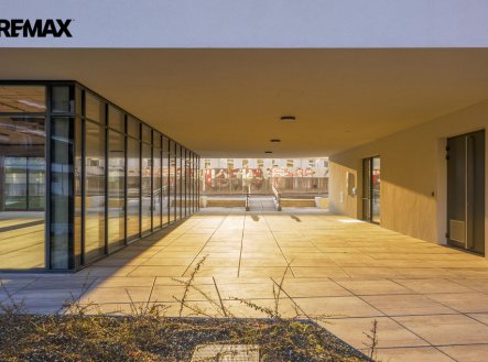 Pronájem obchodní prostory, 199 m²