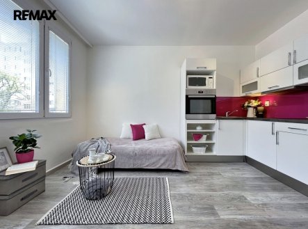 Pronájem bytu, 1+1, 39 m²