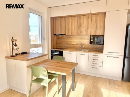 Pronájem bytu, 2+kk, 58 m²