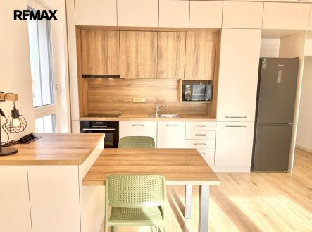 Pronájem bytu, 2+kk, 58 m²