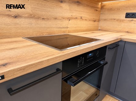 Prodej bytu, 3+kk, 100 m²