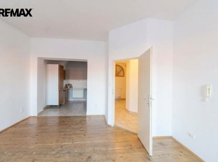 Pronájem bytu, 2+kk, 67 m²