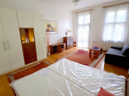 Pronájem bytu, 2+kk, 59 m²