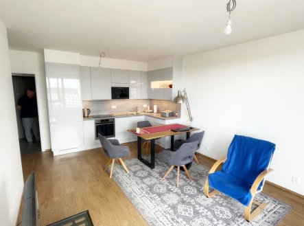 Pronájem bytu, 2+kk, 60 m²