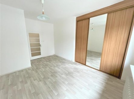 Pronájem bytu, 1+1, 37 m²