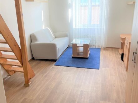 Pronájem bytu, 1+kk, 30 m²