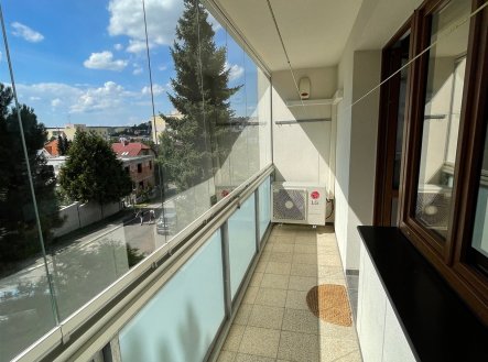 Pronájem bytu, 3+1, 75 m²