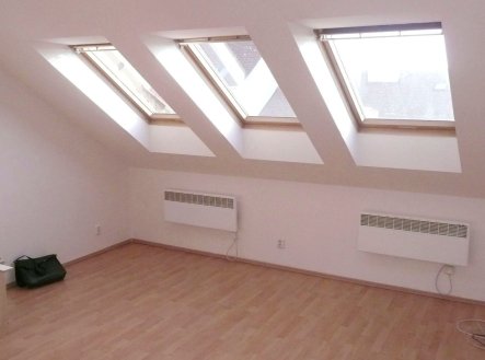 Pronájem bytu, garsoniéra, 31 m²
