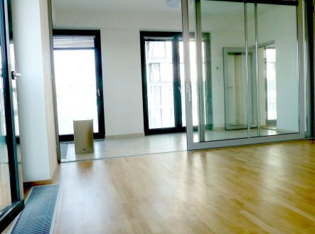 Pronájem bytu, 2+kk, 61 m²