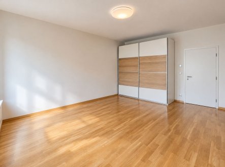 Pronájem bytu, 2+kk, 61 m²
