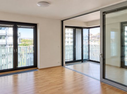 Pronájem bytu, 2+kk, 61 m²