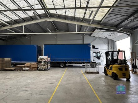 Prodej komerčního objektu, výroba, 2 500 m²