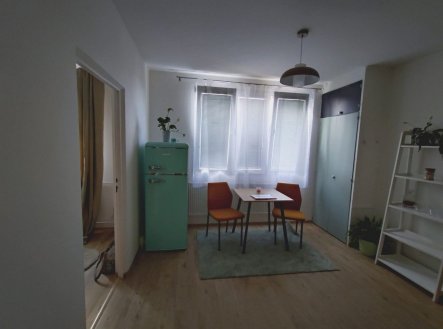 Pronájem bytu, 1+1, 35 m²