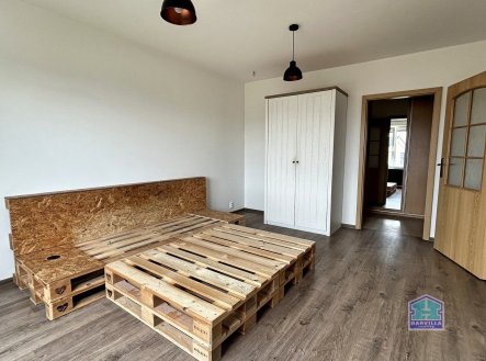 Pronájem bytu, 2+1, 63 m²