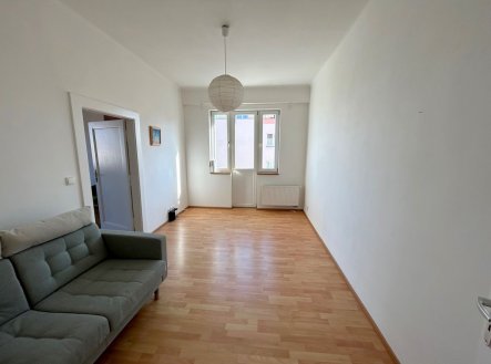 Pronájem bytu, 2+kk, 60 m²