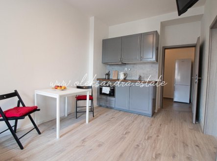 Pronájem bytu, 2+kk, 38 m²