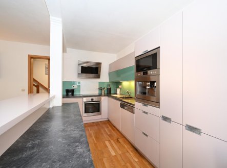 Pronájem bytu, 5+kk, 186 m²