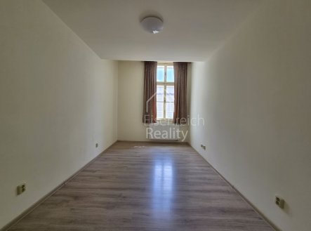 Pronájem bytu, 1+1, 34 m²