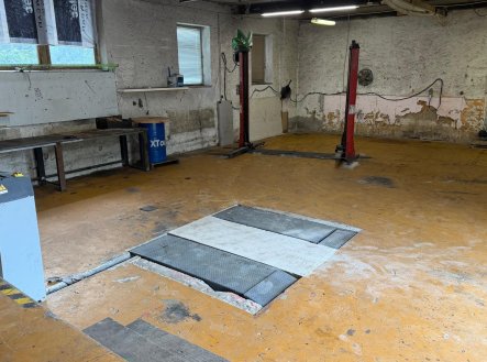 Pronájem výrobní prostory, 120 m²
