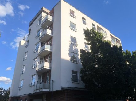 Pronájem bytu, 3+kk, 89 m²