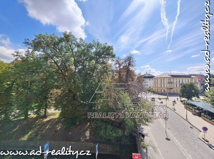 Bez popisku | Pronájem - kanceláře, 222 m²