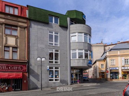 Pronájem obchodní prostory, 141 m²