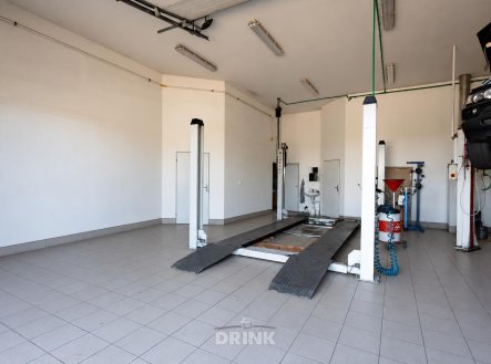 Prodej obchodní prostory, 210 m²