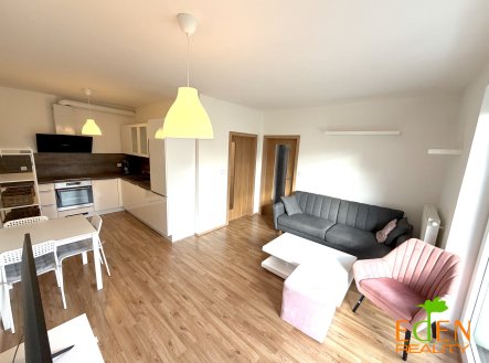 Pronájem bytu, 2+kk, 49 m²