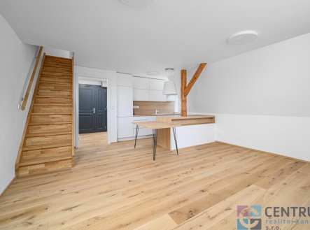 Pronájem bytu, 3+kk, 89 m²