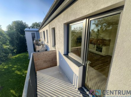 Pronájem bytu, 1+kk, 38 m²