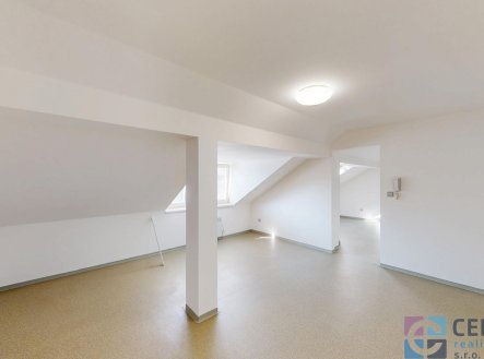 Pronájem bytu, 2+1, 58 m²