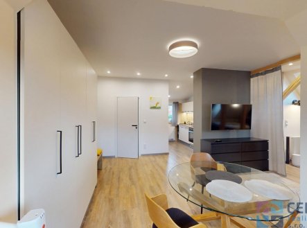 Pronájem bytu, 2+1, 79 m²
