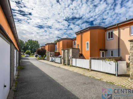 Pronájem domu/vily, 97 m²