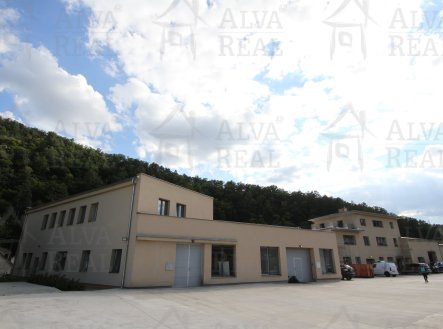 Pronájem kanceláře, 102 m²