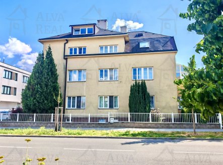 Pronájem bytu, 1+kk, 45 m²