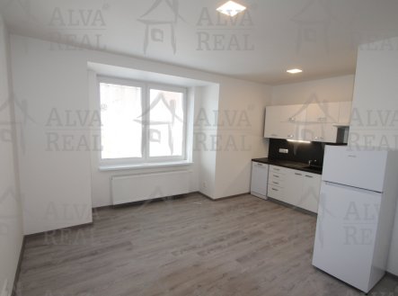 Pronájem bytu, 2+kk, 36 m²
