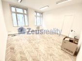 Pronájem - kanceláře, 27 m²