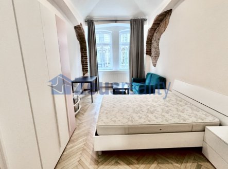 Pronájem bytu, 2+kk, 32 m²