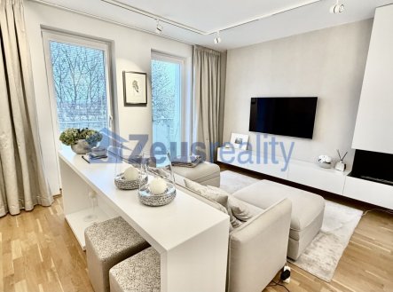 Pronájem bytu, 3+1, 124 m²