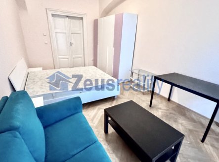Pronájem bytu, 1+1, 32 m²